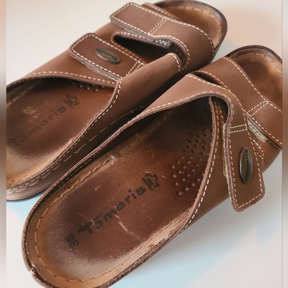 W.omens Brown Sandals